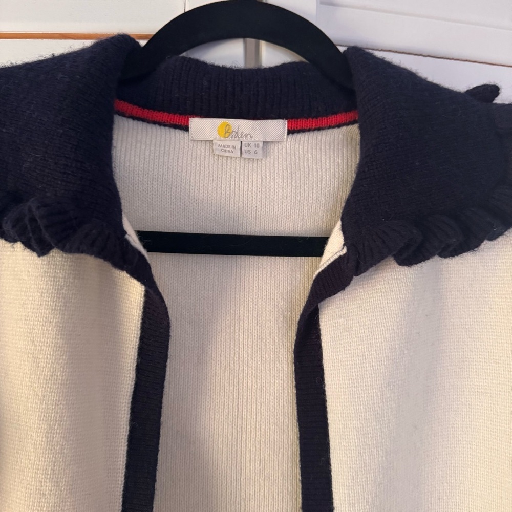 Boden Frill Collared Cardigan Ivory Navy - Picture 2 of 2